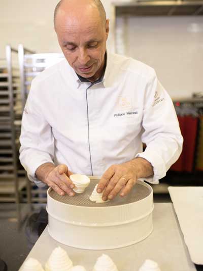 Matfer-Bourgeat-recette-Meringue-Chocolat-tamis