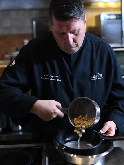 recette-entremet-praliné-noisette-Paul-Hayward